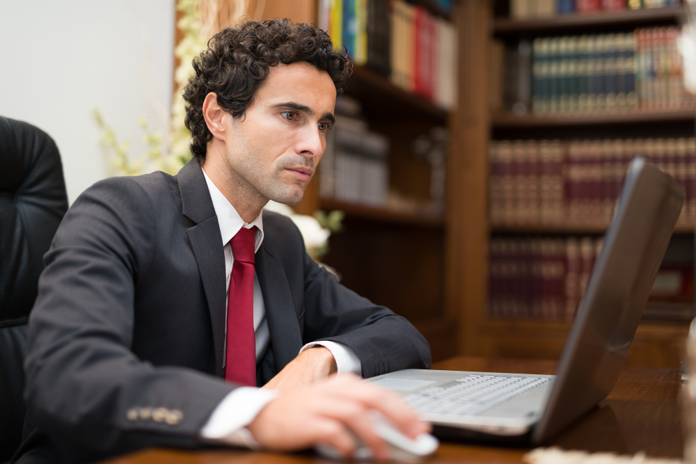 Take My Online Business Law Class – Stress-Free Academic Help – Online Class Expert
