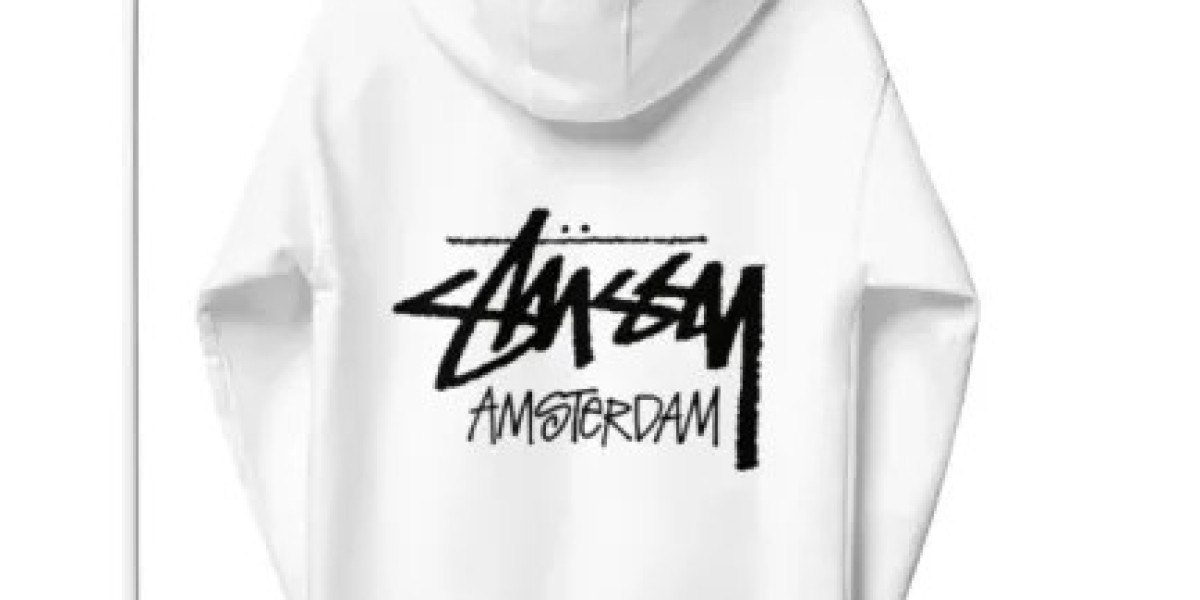Chic and Comfy Styling Stussy Hoodie for Everyday Looks