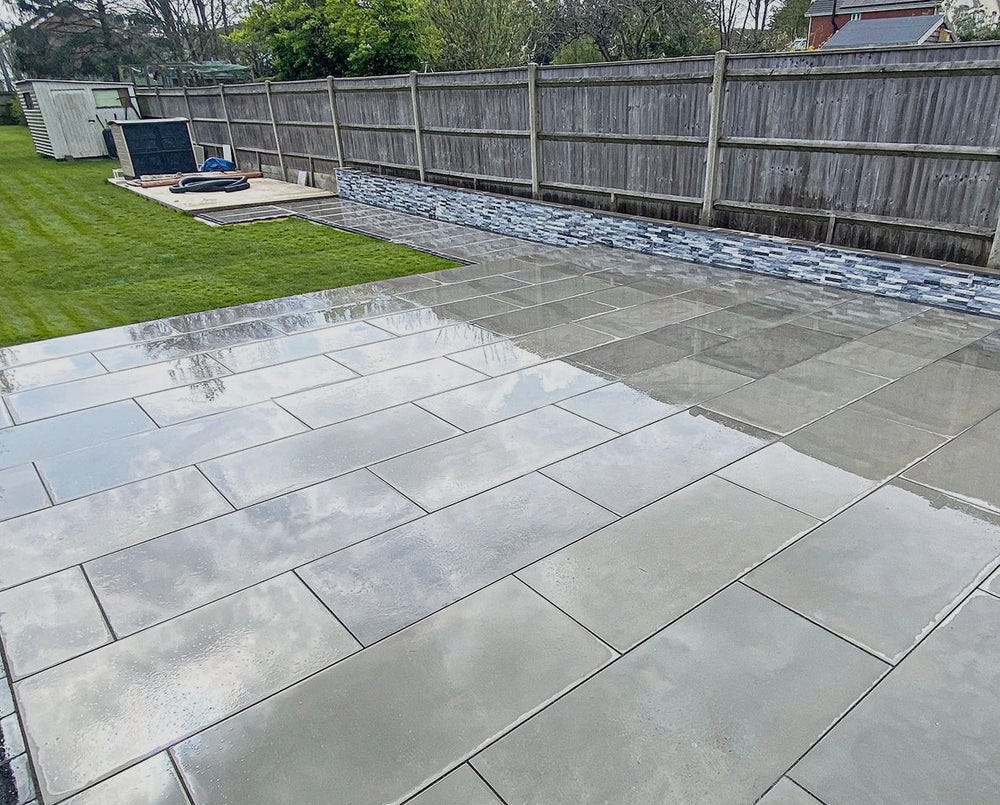 Why Natural Sandstone Paving Slabs Are the Perfect Choice for Your Outdoor Space