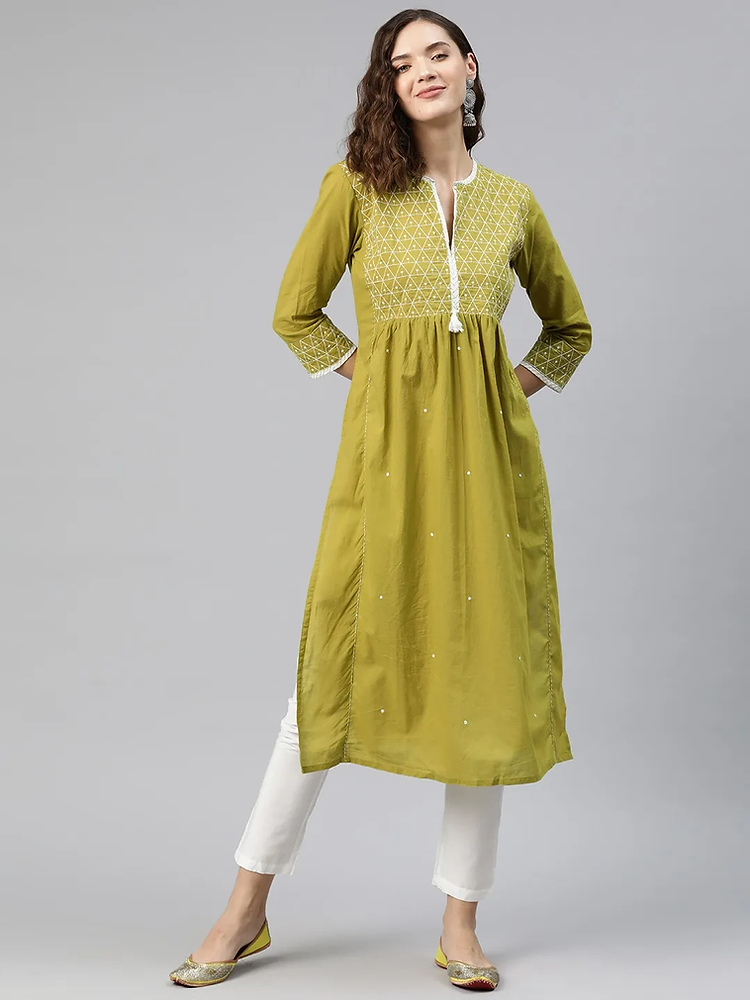 Anarkali Kurti: Graceful Outfits for Weddings and Parties