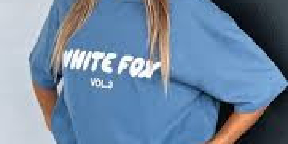 Fresh Outfit Ideas on How to Style White Fox Hoodie