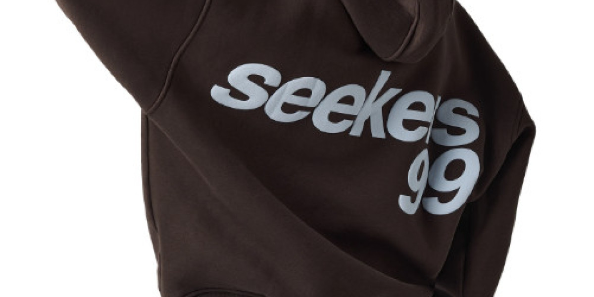 Sisters and Seekers Hoodie Lookbook for Everyday Fashion