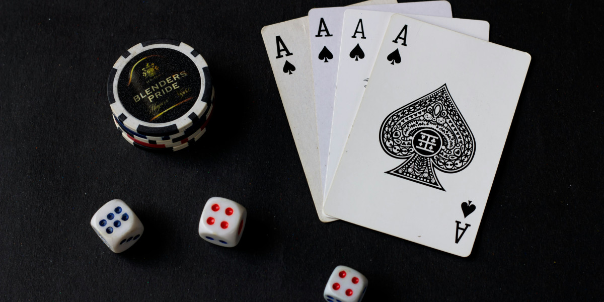 Vzpon gamifikacije v spletnih igralnih avtomatih: Vključevanje igralcev z interaktivnimi funkcijami in pripovedmi leta 2