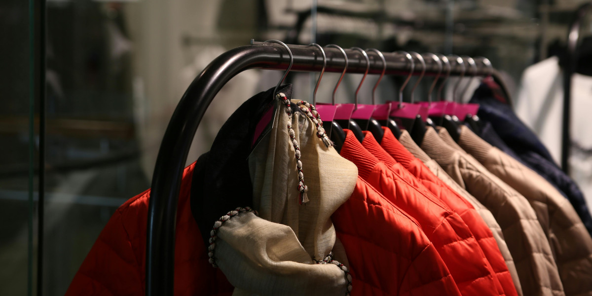 Elevate Your Winter Wardrobe with the William Men Shearling Jacket